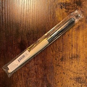 NWT BOBBI BROWN Sheer Powder Brush Makeup Face Brush